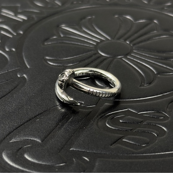 Chrome Hearts Silver Floral Ring - Picture 2 of 9